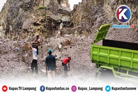 Kupas Tuntas Kisah Jayani 30 Tahun Jadi Pemecah Batu Di Gunung Kunyit