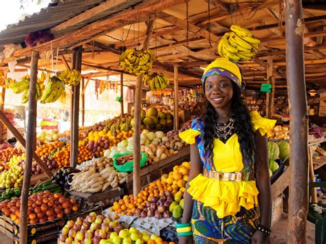 Een Rondreis Door Gambia Vanuit Serrekunda Landinwaarts