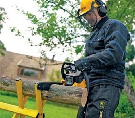 Power saw Huter ELS-2000. Overview, characteristics, reviews
