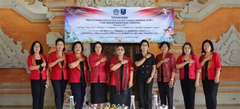 Ketua Umum BKOW Provinsi Bali Ny Tjok Putri Hariyani Ardhana