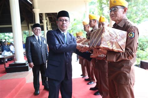 Legiun Veteran Makassar Terima Bantuan