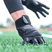 Amazon.com : CUTTERS Force 5.0 Padded Football Gloves for Lineman ...