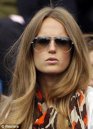 Here Come The Wimbledon Wags Tennis Stars Girlfriends Serve Up Some