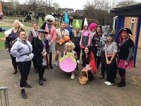 Reading Raysfield Primary School Chipping Sodbury