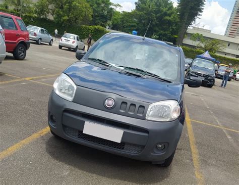 Leilão Online veja o vídeo FIAT UNO VIVACE 1 0 2011 2012 AZUL