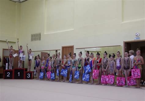 Hot Sexy Xenia Paderina Bikini Pics