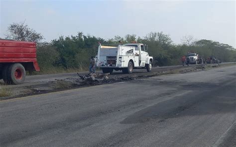 Reabren Parcialmente La Carretera Valles Tampico Tras Volcadura Y