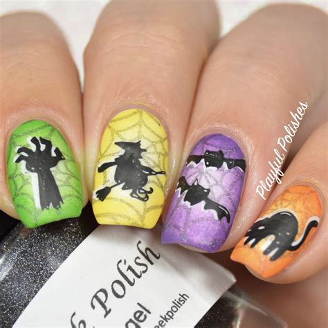 Playful Polishes: CUTE HALLOWEEN NAILS