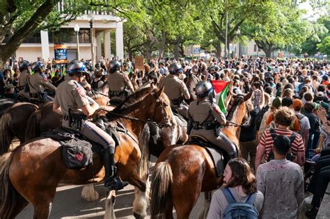 Faculty At University Of Texas Austin Strike In Solidarity With Student