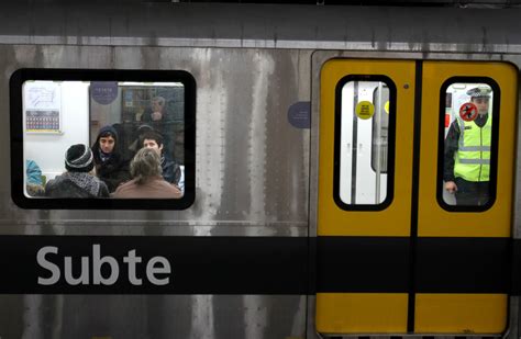 No Funcionan Los Subtes Y El Premetro Hasta Las 17 Por Un Paro De Los