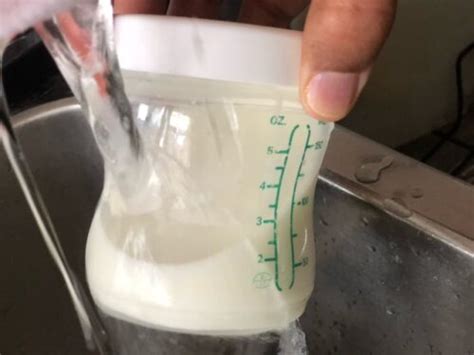 7 Simple Tips On Getting Breast Milk Fat Off The Sides Of The Bottle Or