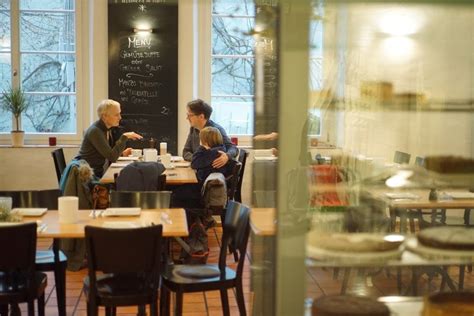 Restaurant Caf Papierm Hle Kulinarische Gerichte Kuchen