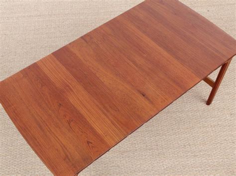 Mid Century modern coffee table in solid teak by Yngvar Sandström