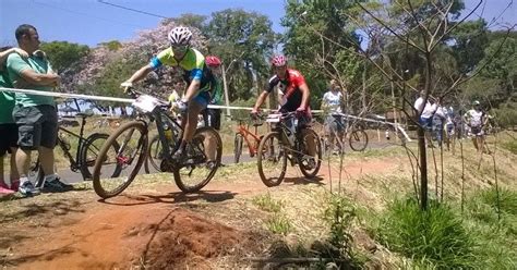 Esportes Em Botucatu Ciclistas De Tr S Cidades Disputaram Gp Arena Xco