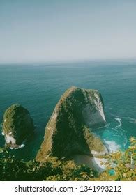 Kelingking Beach Hidden Beach Village Bunga Stock Photo