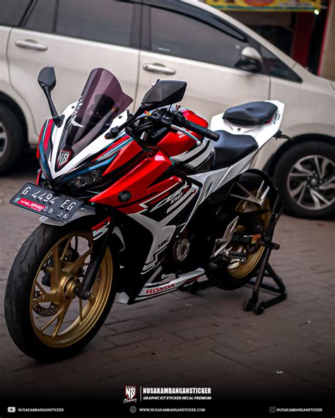 Desain Stiker Honda CBR 150R All New Kanji Putih Merah Fullbody