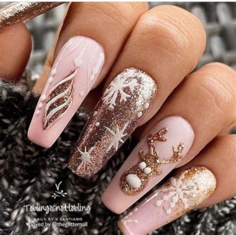 Glitter Nail Designs to Sparkle All Season | Fashionisers©