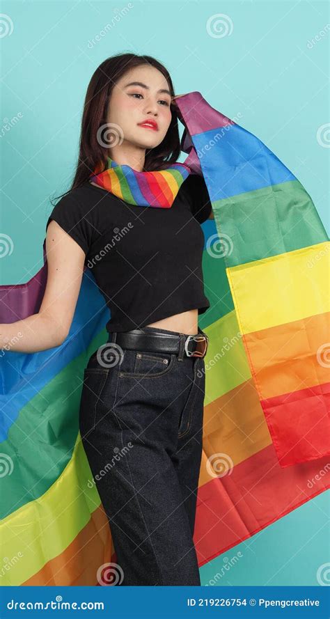 Lgbtq Niña Y Bandera Del Orgullo Chica Lesbiana Sexy Y Bandera Lgbt De