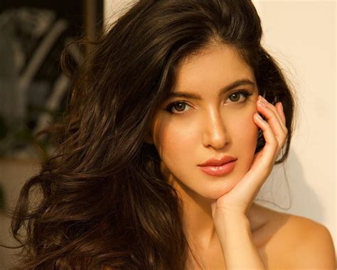 Shanaya Kapoor Got A Bo Ld Photoshoot Done Topless Showed Glamor Look