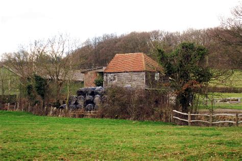 Unconverted Oast House At Marchant Farm Oast House Archive