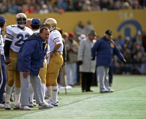 Former Notre Dame coach Gerry Faust dies at 89 - The Athletic