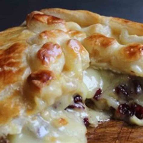 Baked Stuffed Brie With Cranberries Walnuts Skinnyfied Kitch Me