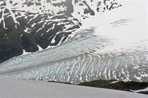 Crevasse (Glacier) - Glacier Info