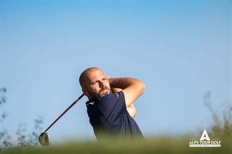 Alps Tour Golf Two Italians Are In The Lead At After Round At