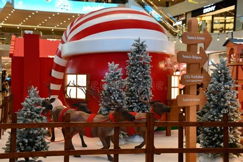 Winter Wonderland at Festival Centre Mall in Dubai, UAE Editorial Image ...