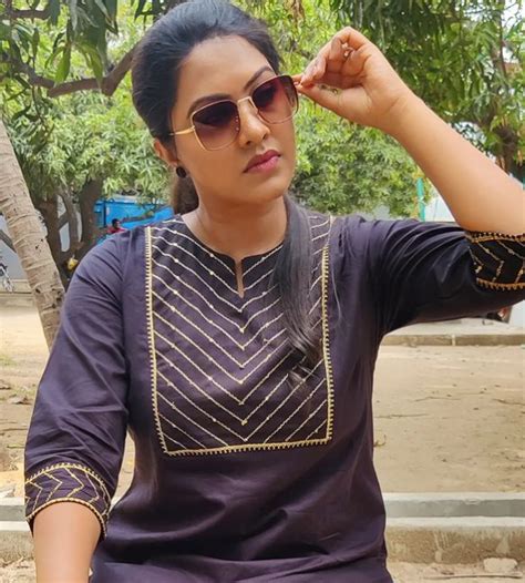 Bigg Boss Season Tamil Contestant Indian Tv Actress Rachitha