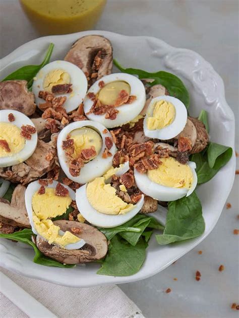 Hearty Spinach Mushroom Salad - The Honeycomb Home