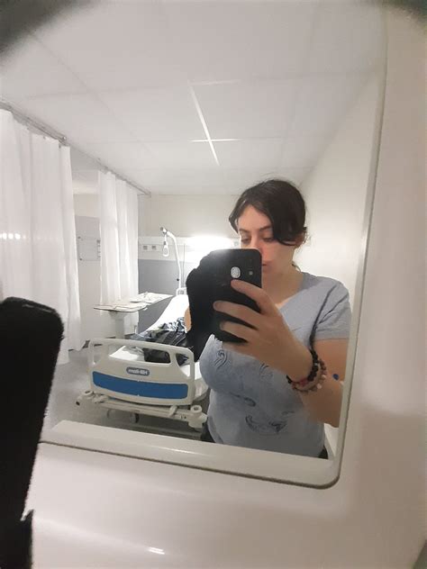 Mel on Twitter Salut j ai passé une journée à un hôpital que je