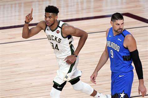 Giannis Antetokounmpo Se Une A Dos Leyendas Con Otro Premio De ‘mvp Primera Hora