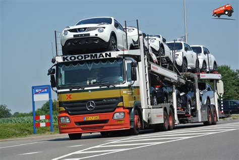 Foto Mercedes Benz Actros Mp Vrachtwagen Van Koopman Autotransport B