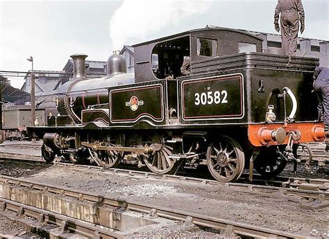 Adams Radial Tank 30582 At Nine Elms Mpd 1960s Pjbrailwayphotos