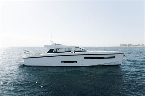 2025 Delta Powerboats 48 Coupe Express Cruiser For Sale YachtWorld