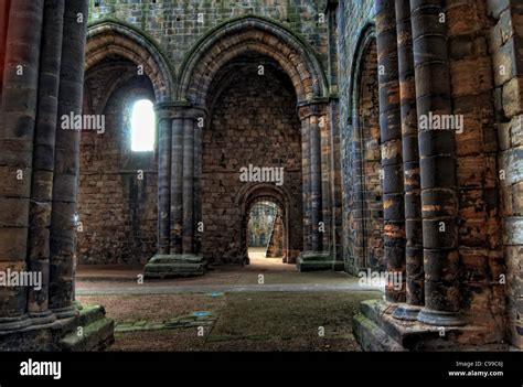 Kirkstall Abbey In Leeds Stock Photo Alamy