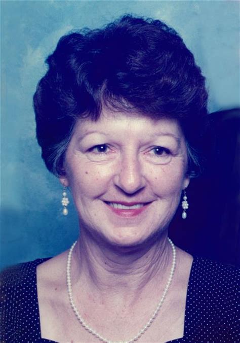 Leola B Smith — Karrer-Simpson Funeral Home - Port Huron, MI