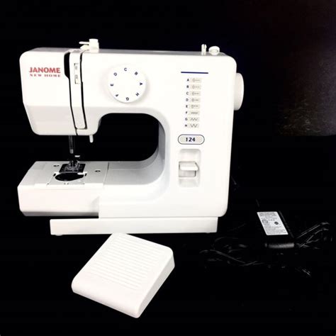 Janome New Home 124 Electric Sewing Machine Lightweight 5 Lbs Ages 8