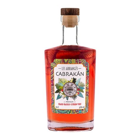 Rhum Arrangé Artisanal à La Fraise Basilic Et Citron Vert Bouteille 70cl 32