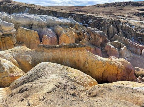 Hiking the Colorado Paint Mines Responsibly | Raising Hikers