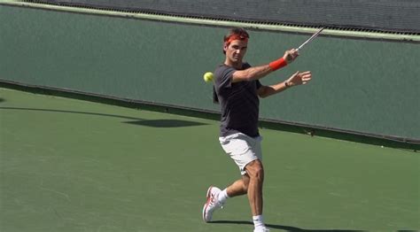 Roger Federer Backhand In Super Slow Motion 9 - Indian Wells 2013 - BNP ...