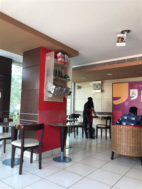 CAFE COFFEE DAY Chennai Madras 26 Dr Nair Road Next To Vani Mahal