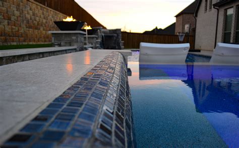 Spotlight on Pool Lighting: Illuminate your Outdoor Oasis