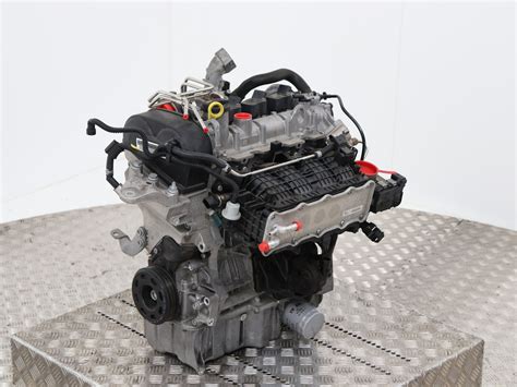 Engine Skoda Fabia III Combi 1 2 TSI 16V Greentech 04E100031B CJZ