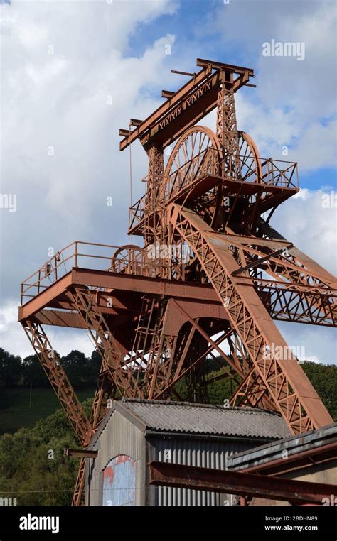 Colliery Pit Head Winding Gear Hi Res Stock Photography And Images Alamy