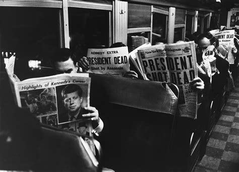 Vintage Photographs of People Reading Newspapers Before the Invention ...