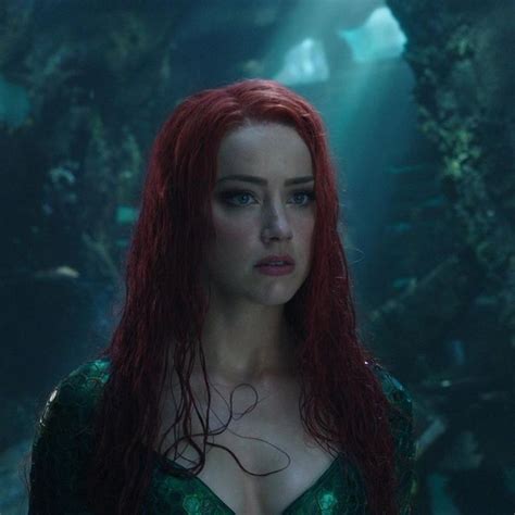 7 Hot Sexy Beatriz Nogueira Bikini Pics