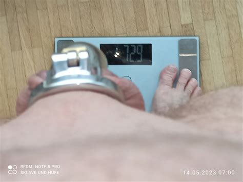 The Slave Naked Humiliated Weighing Cagecheck Nude Pics Xhamster