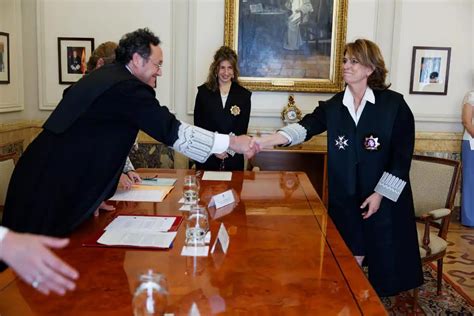 Dolores Delgado Toma Posesión En La Fiscalía General Del Estado En Un Marco De Nula Publicidad